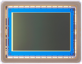 写真:約3040万画素フルサイズCMOSセンサー
